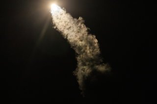 L'équipage devrait s'amarrer jeudu à l'ISS. KEYSTONE/EPA/CRISTOBAL HERRERA-ULASHKEVICH